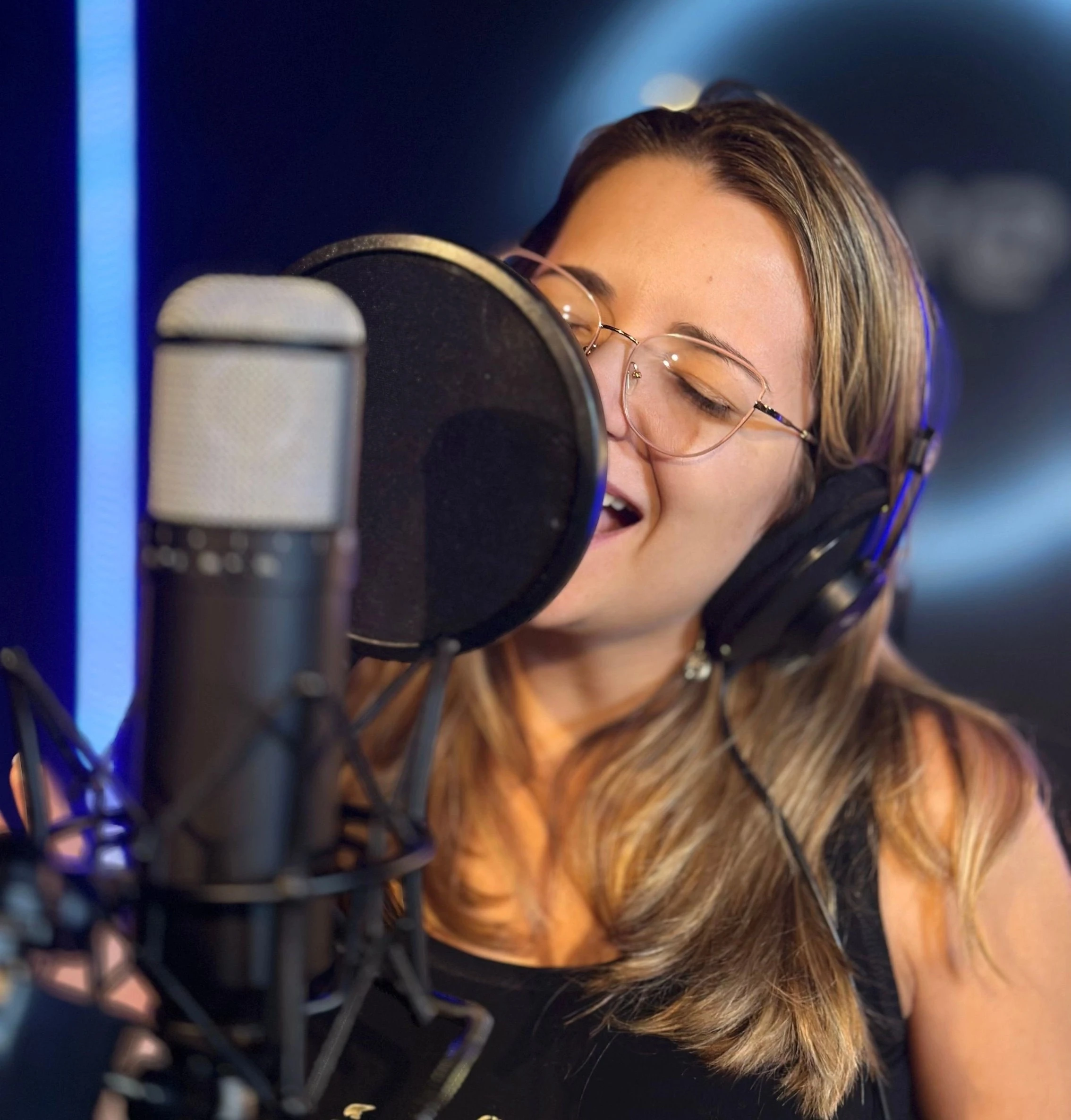 Kayte Araujo — Vida Music